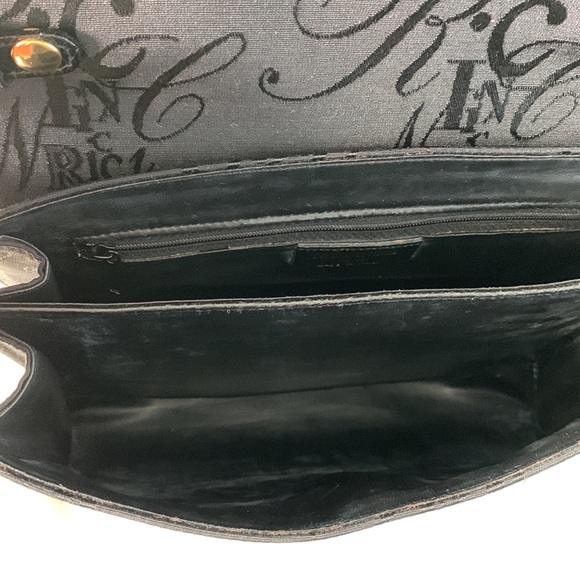 Vintage Nina Ricci Masanger Bag - Picture 9 of 12